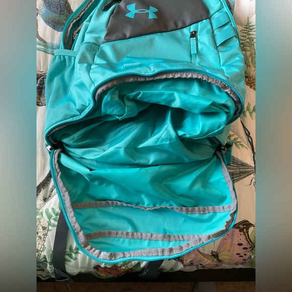 Under armor backpack - Picture 5 of 8